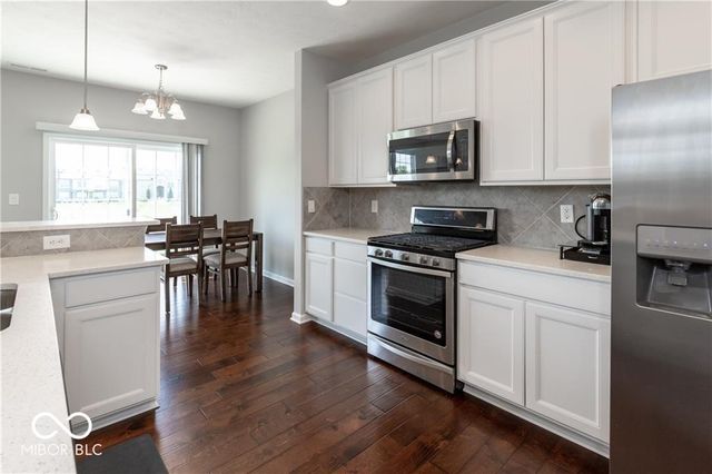 9603 Prairie Smoke Drive, Noblesville, IN 46060