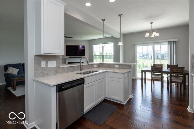 9603 Prairie Smoke Drive, Noblesville, IN 46060