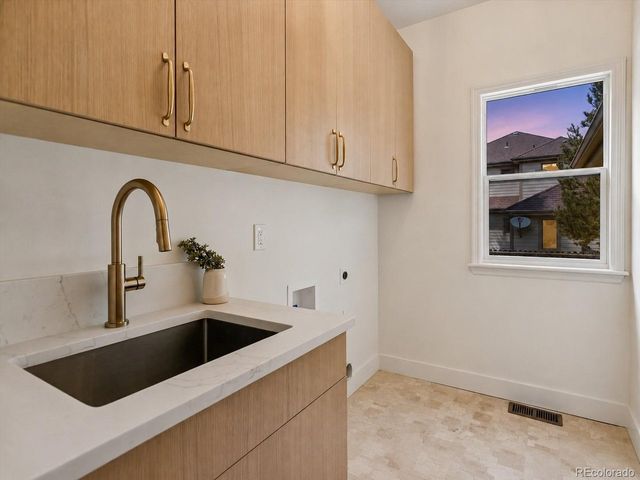 5325 Pinehurst Dr, Boulder, CO 80301