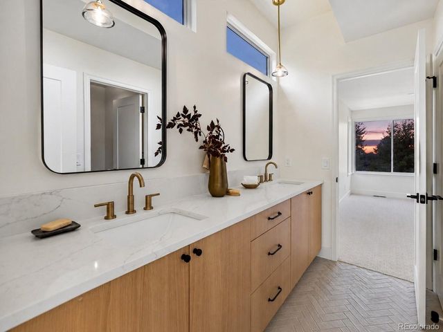 5325 Pinehurst Dr, Boulder, CO 80301