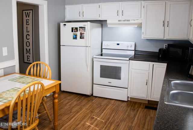 820 Wells Rd, Maryville, TN 37801