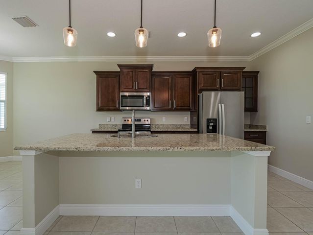 2529 Bella Vista Circle, Vero Beach, FL 32966