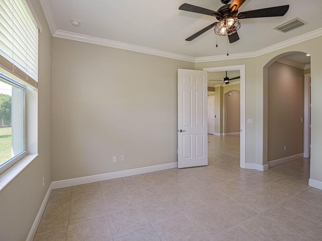 2529 Bella Vista Circle, Vero Beach, FL 32966
