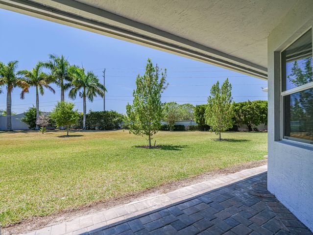 2529 Bella Vista Circle, Vero Beach, FL 32966