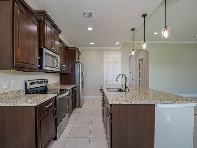 2529 Bella Vista Circle, Vero Beach, FL 32966