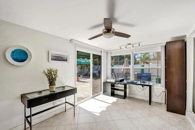 1036 NE 9th Avenue, Fort Lauderdale, FL 33304