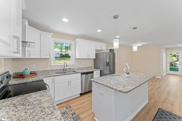 209 Tucson Drive, Greenville, SC 29617