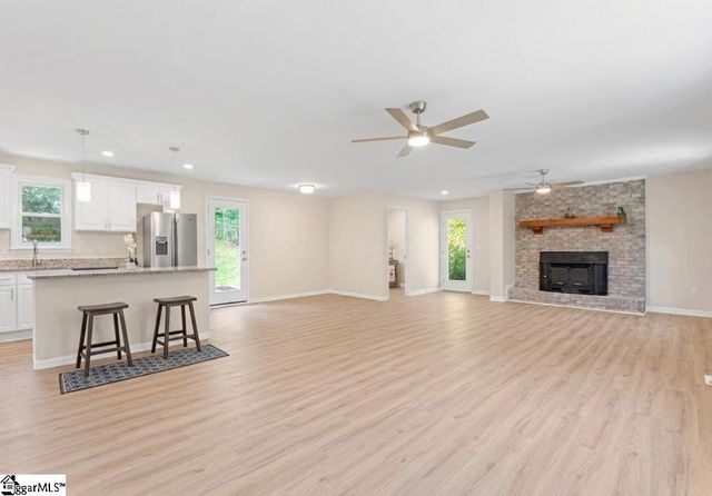 209 Tucson Drive, Greenville, SC 29617