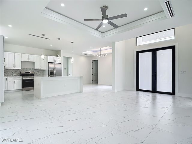 2707 36TH AVE SE, Naples, FL 34117