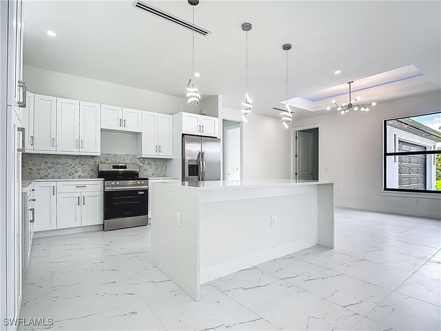 2707 36TH AVE SE, Naples, FL 34117