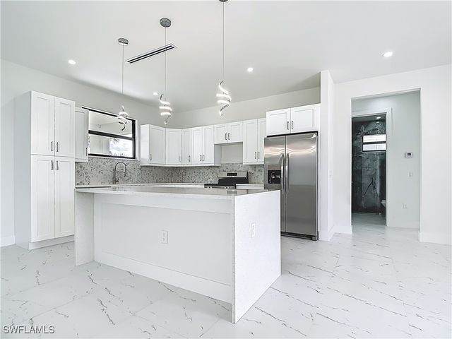 2707 36TH AVE SE, Naples, FL 34117