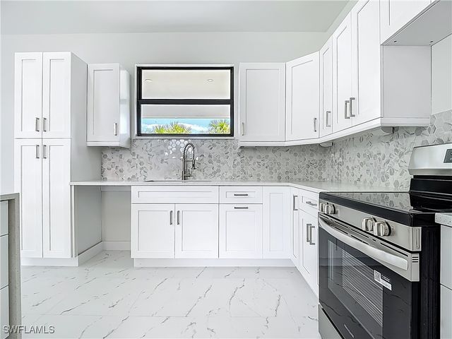 2707 36TH AVE SE, Naples, FL 34117