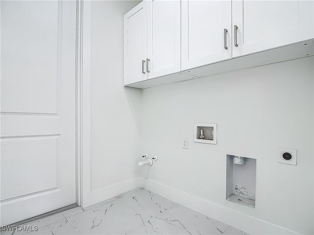 2707 36TH AVE SE, Naples, FL 34117