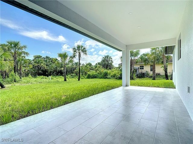 2707 36TH AVE SE, Naples, FL 34117