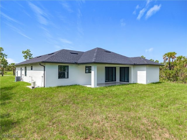 2707 36TH AVE SE, Naples, FL 34117
