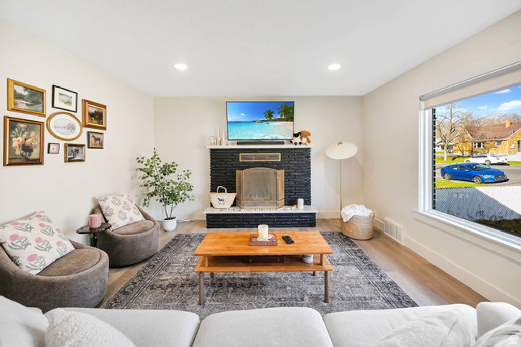 Image 2 of property listing at 363 N 300 E, Logan, UT 84321