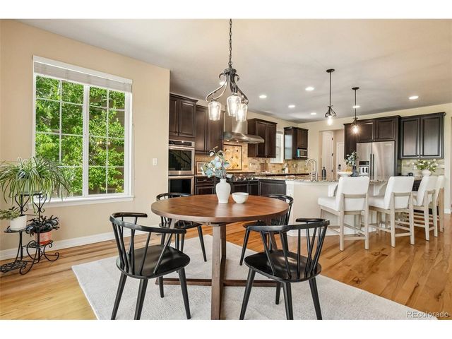26726 E Peakview Dr, Aurora, CO 80016