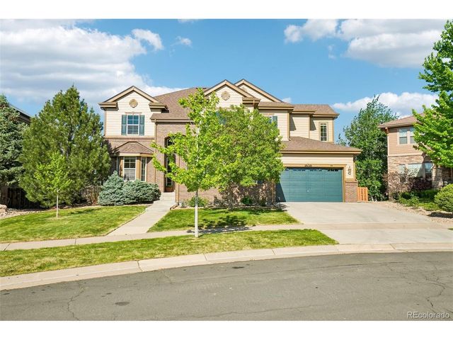 26726 E Peakview Dr, Aurora, CO 80016