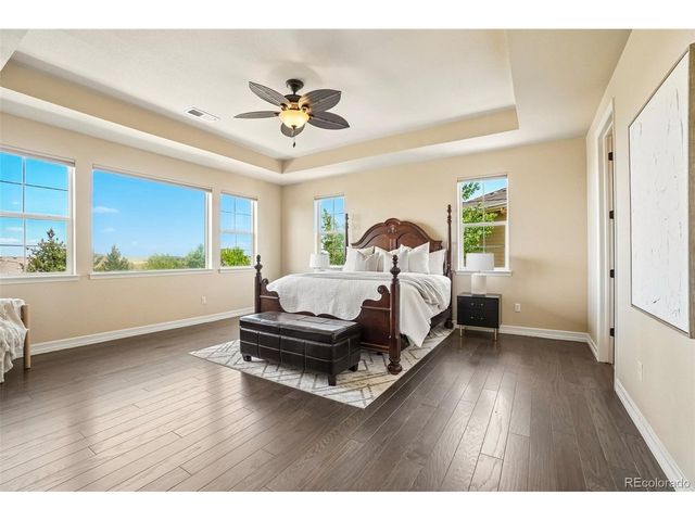 26726 E Peakview Dr, Aurora, CO 80016