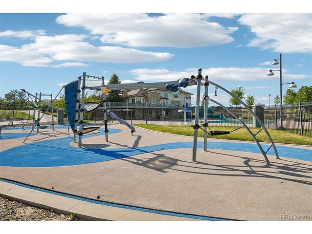 26726 E Peakview Dr, Aurora, CO 80016
