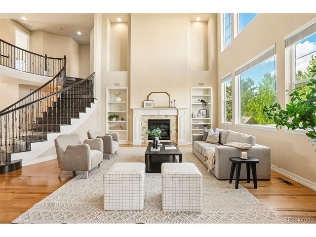 26726 E Peakview Dr, Aurora, CO 80016
