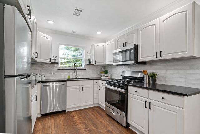 3867 Gaspar Drive, Dallas, TX 75220