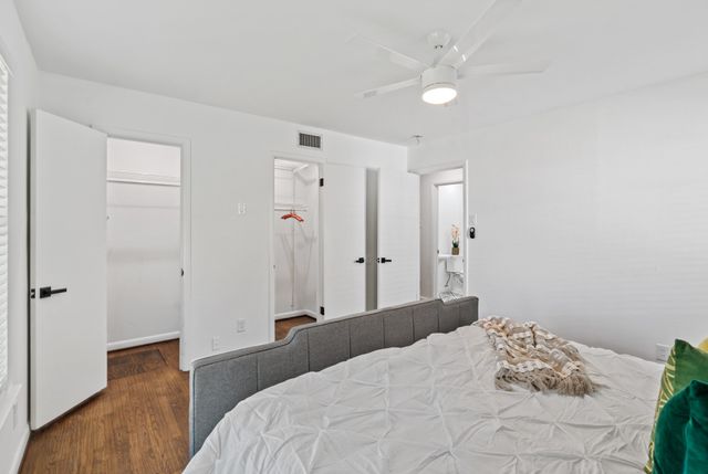 3867 Gaspar Drive, Dallas, TX 75220