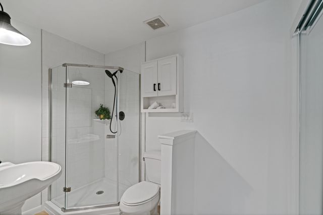 3867 Gaspar Drive, Dallas, TX 75220