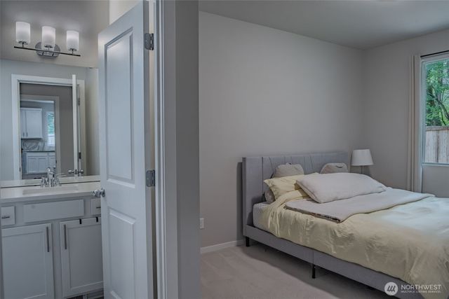 4305 23rd Court NE, Olympia, WA 98516