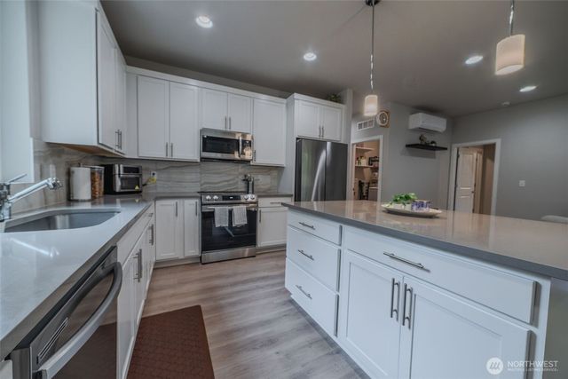 4305 23rd Court NE, Olympia, WA 98516