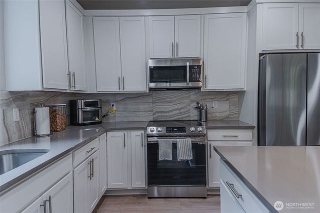 4305 23rd Court NE, Olympia, WA 98516