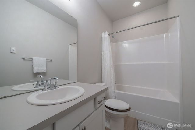 4305 23rd Court NE, Olympia, WA 98516