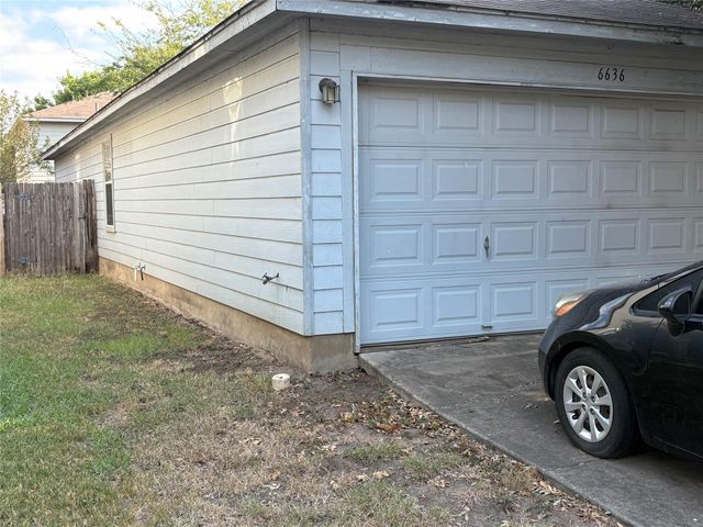 6636 Quinton DR, Austin, TX 78747