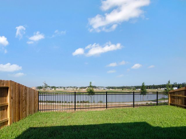 15884 Blass Valley Drive, Conroe, TX 77302