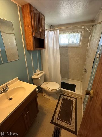 550 Rocky Point Road, Fleming, OH 45729