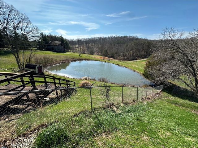 550 Rocky Point Road, Fleming, OH 45729