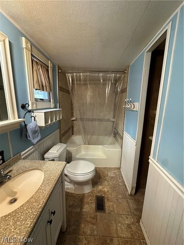 550 Rocky Point Road, Fleming, OH 45729