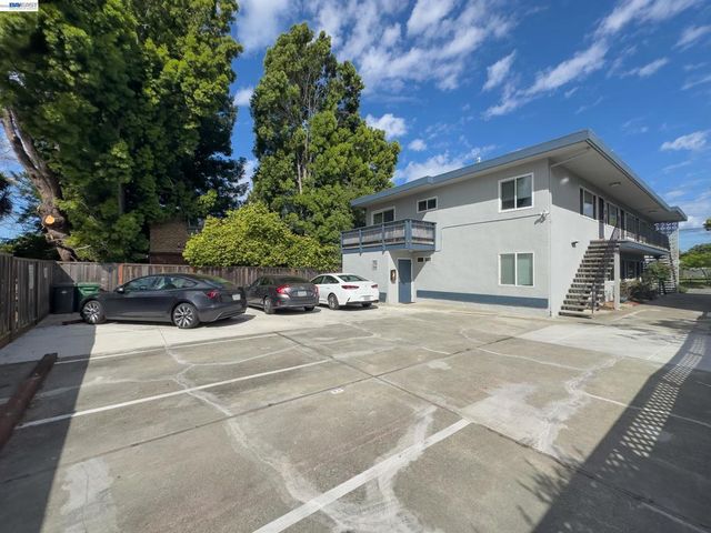 1720 Hearst Ave, Berkeley, CA 94703