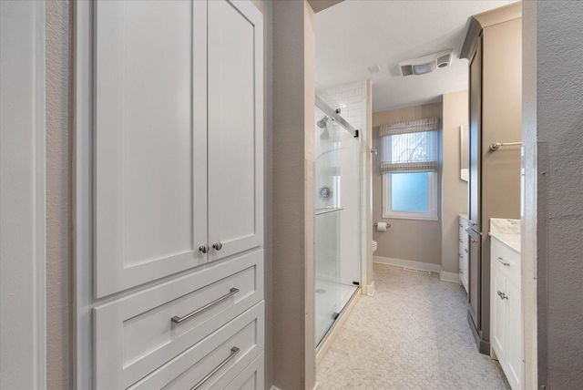 1052 Arrowhead ROAD, Grafton, WI 53024