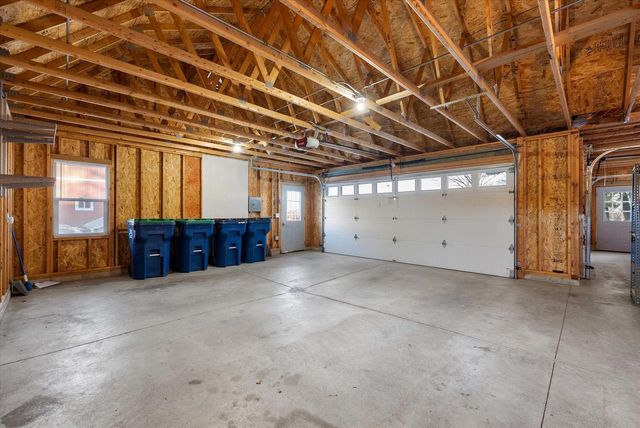 1052 Arrowhead ROAD, Grafton, WI 53024