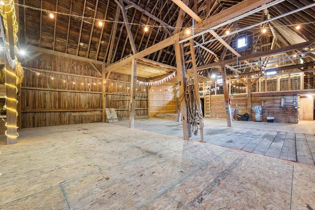 1052 Arrowhead ROAD, Grafton, WI 53024