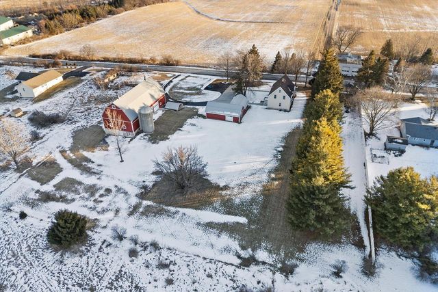 1052 Arrowhead ROAD, Grafton, WI 53024