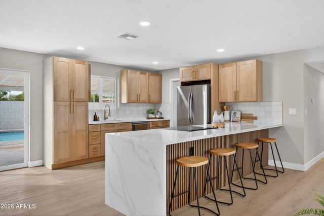 228 S HILL --, Mesa, AZ 85204