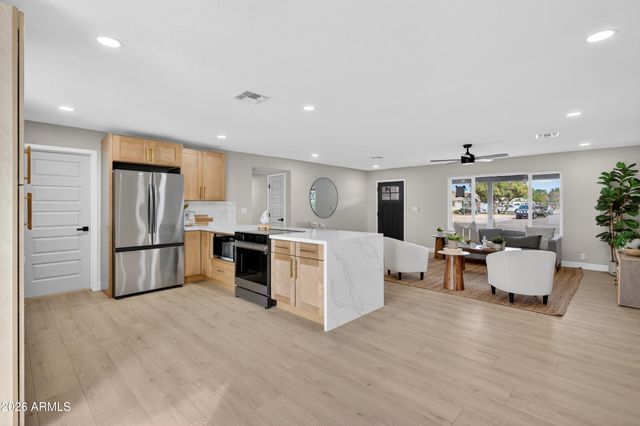 228 S HILL --, Mesa, AZ 85204