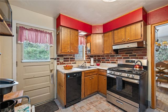 246 Byron Road, Ross Twp, PA 15237