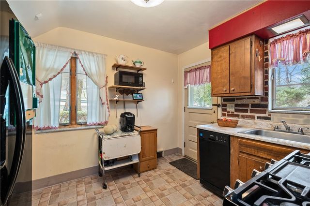 246 Byron Road, Ross Twp, PA 15237