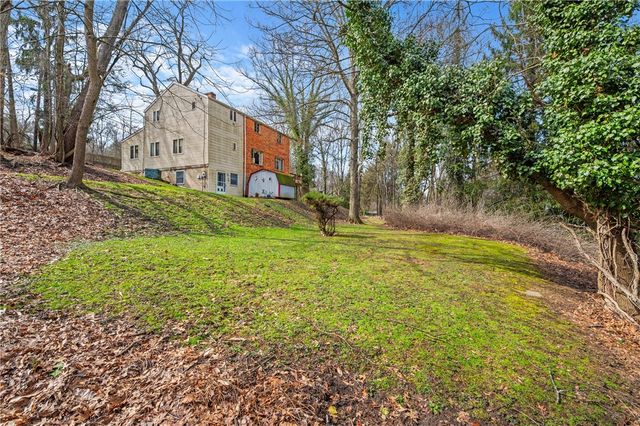 246 Byron Road, Ross Twp, PA 15237