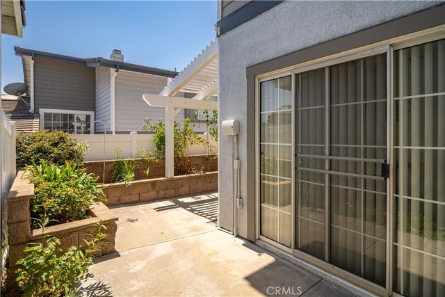 1064 Brookfield Place, Glendora, CA 91741