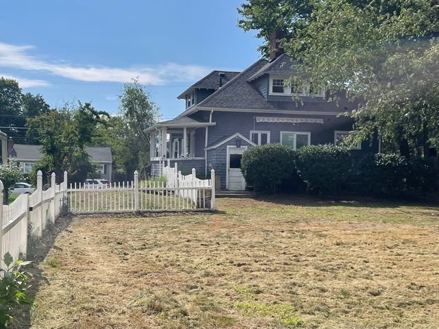 12 Tilton Ave, Brockton, MA 02301