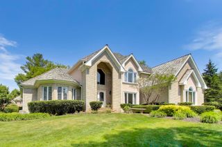4550 Eleanor Drive, Long Grove, IL 60047
